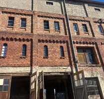 Halle in Halle 450,00 € 80 m² - 450,00&nbsp;EUR Kaltmiete, ca.&nbsp; 80,00&nbsp;m&sup2; in Halle (PLZ: 06120)