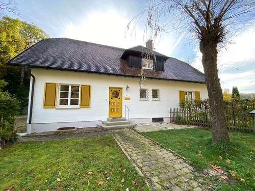 Foto - Haus zum Mieten in Aitrach 1.270,00 € 175 m²