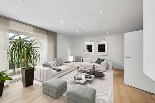 Foto - Haus zum Kaufen in München 2.500.000,00 € 284 m²