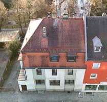 Haus zum Kaufen in München 2.400.000,00 € 418 m²