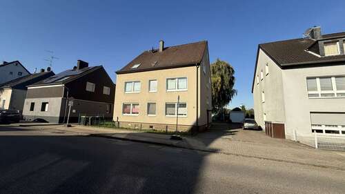 Foto - Haus zum Kaufen in Essen Bedingrade 469.000,00 € 257 m²