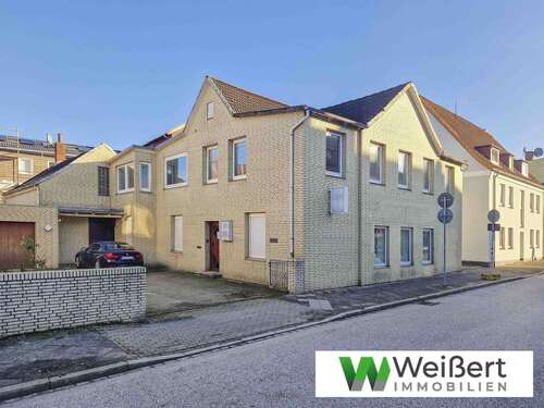 Foto - Haus zum Kaufen in Itzehoe 285.000,00 € 453 m²