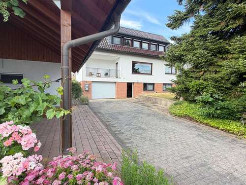 Foto - Haus zum Kaufen in Solms-Oberbiel 425.000,00 € 200 m²