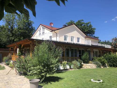 Foto - Haus zum Kaufen in Fürstenfeldbruck 2.349.000,00 € 600 m²