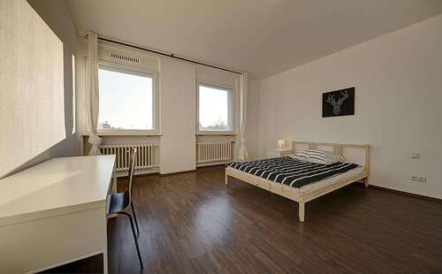 Foto - WG-Zimmer in Stuttgart 410,00 € 21 m²
