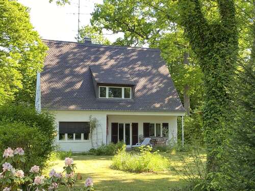 Foto - Haus zum Kaufen in Krailling 2.200.000,00 € 155 m²
