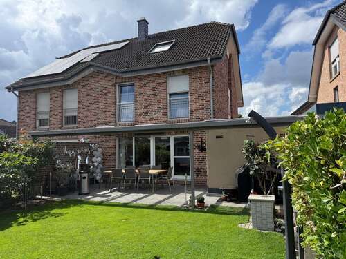 Foto - Haus zum Kaufen in Duisburg - Rheinhausen 585.000,00 € 145.42 m²