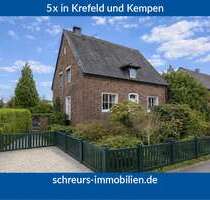 Haus zum Kaufen in Krefeld 570.000,00 € 145.74 m²