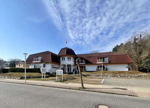 Foto - Haus zum Kaufen in Seebad Kölpinsee 1.100.000,00 € 391 m²