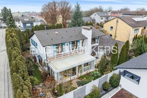 Foto - Haus zum Kaufen in Wörth 1.099.000,00 € 271.86 m²