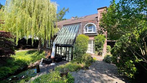 Foto - Haus zum Kaufen in Düsseldorf - Kalkum 2.100.000,00 € 255 m²