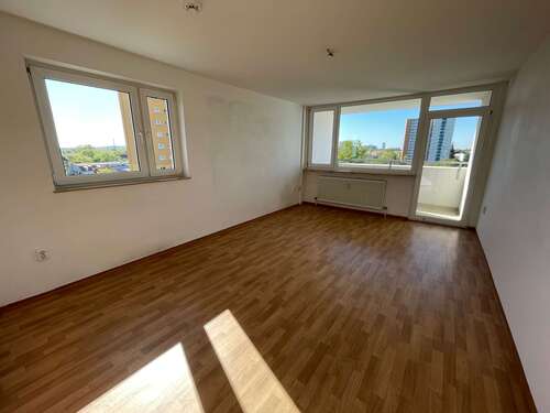 Foto - Wohnung zum Mieten in Erlangen 463,68 € 53.29 m²