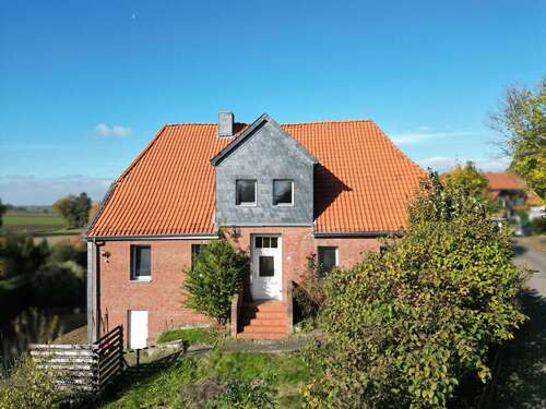 Foto - Haus zum Kaufen in Wettmershagen 105.000,00 € 200 m²