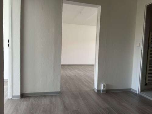 Foto - Wohnung zum Mieten in Wilkau-Haßlau 435,00 € 78.6 m²