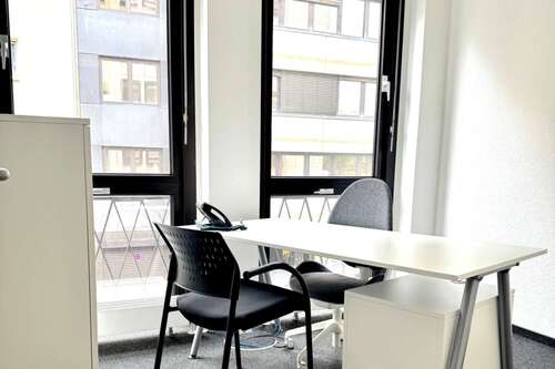 Foto - Büro in Köln 1.000,00 € 22 m² - 1.000,00 EUR Kaltmiete, ca.  22,00 m²