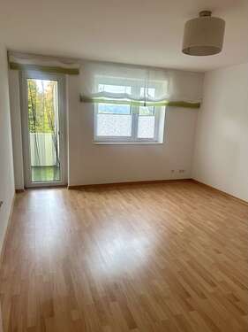 Foto - Wohnung zum Kaufen in Glashütten 155.000,00 € 68 m²