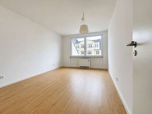 Foto - Wohnung zum Kaufen in Düsseldorf Oberkassel 360.000,00 € 69 m²