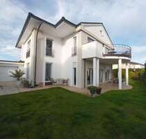 Haus zum Kaufen in Bellenberg 1.290.000,00 € 230 m²