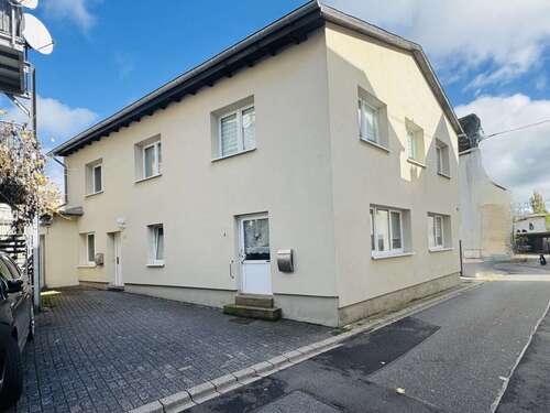 Foto - Haus zum Kaufen in Kempenich 450.000,00 € 356 m²