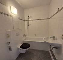 Wohnung zum Mieten in Suhl 300,27 € 55.78 m²