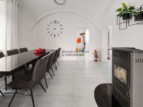 Foto - Haus zum Kaufen in Neuötting 749.000,00 € 230 m²