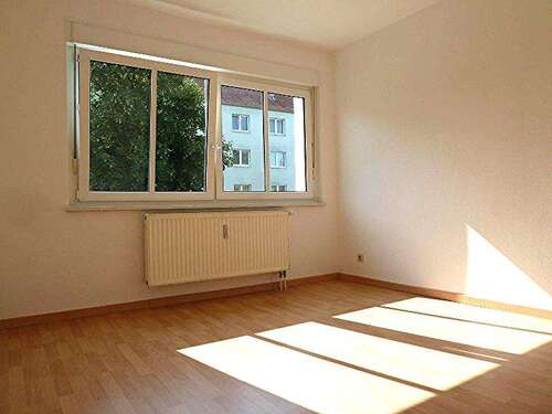 Foto - Wohnung zum Mieten in Borna 310,00 € 53 m²