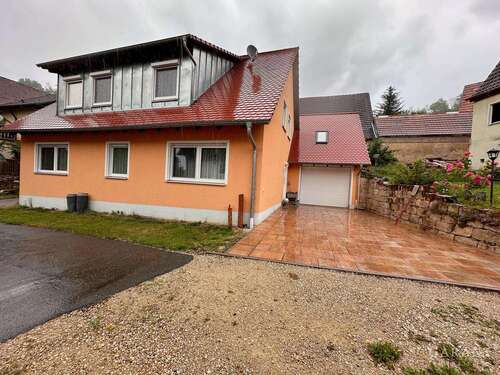 Foto - Haus zum Kaufen in Offenhausen 475.000,00 € 156 m²