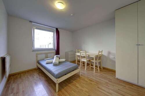 Foto - WG-Zimmer in Stuttgart 410,00 € 13 m²