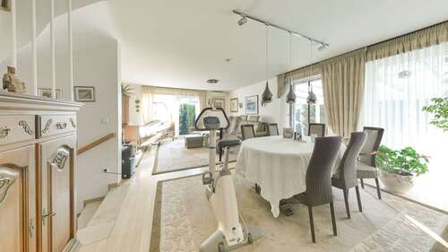 Foto - Haus zum Kaufen in Düsseldorf 910.000,00 € 146 m²