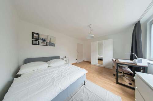 Foto - WG-Zimmer in Frankfurt am Main 725,00 € 17 m²