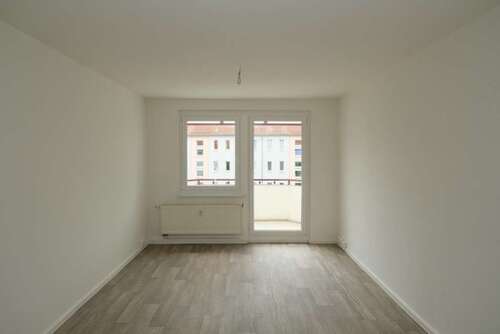 Foto - Wohnung zum Mieten in Freiberg 409,00 € 57.73 m²