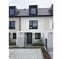 Haus zum Mieten in Stein 2.400,00 € 145 m²