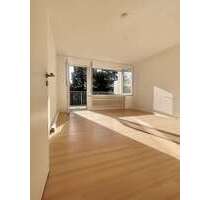 Wohnung zum Mieten in München 2.000,00 € 83 m² Wohnung zum Mieten in München 2.000,00 € 83 m²
