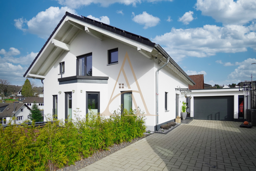 Foto - Haus zum Kaufen in Windeck 795.000,00 € 330 m²