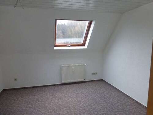 Foto - Wohnung zum Mieten in Lichtenstein 210,00 € 39 m²
