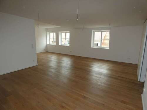 Foto - Wohnung zum Mieten in Dinkelsbühl 855,00 € 90.04 m²