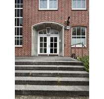 Büro in Hamburg 750,00 € 35 m² - 750,00 EUR Kaltmiete, ca.  35,00 m² in Hamburg (PLZ: 22359)