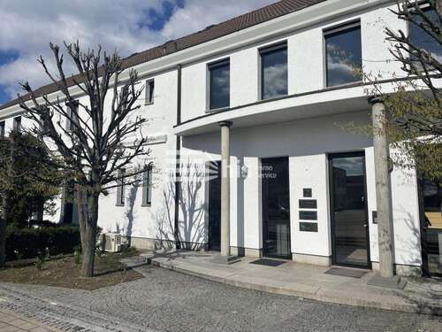 Foto - Büro in Fürth 2.240,00 € 182 m²