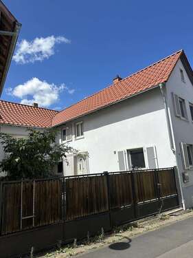 Foto - Haus zum Mieten in Ober-Mörlen 1.350,00 € 135 m²
