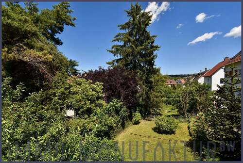 Foto - Haus zum Kaufen in Stuttgart 999.999,00 € 235.4 m²
