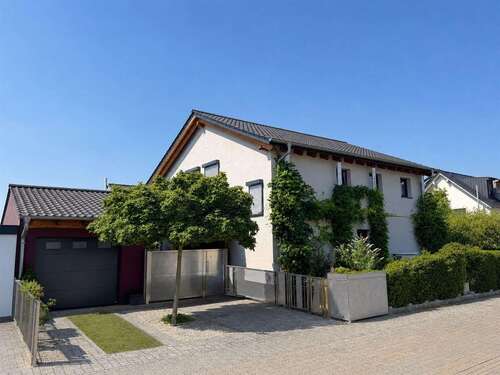 Foto - Haus zum Kaufen in Wörth 755.000,00 € 136 m²