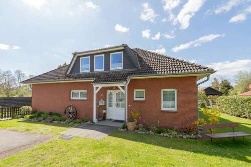 Foto - Haus zum Kaufen in Lüdersburg Jürgenstorf 399.000,00 € 187.95 m²