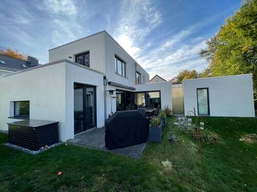 Foto - Haus zum Kaufen in Celle 590.000,00 € 231.71 m²