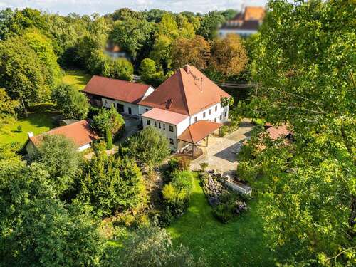 Foto - Haus zum Kaufen in Egenhofen 2.490.000,00 € 480 m²