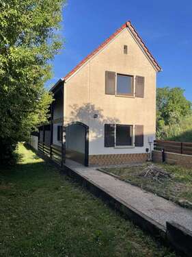 Foto - Haus zum Mieten in Bodenheim 1.049,00 € 96.12 m²