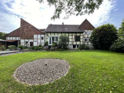 Foto - Haus zum Kaufen in Krebeck 450.000,00 € 320 m²