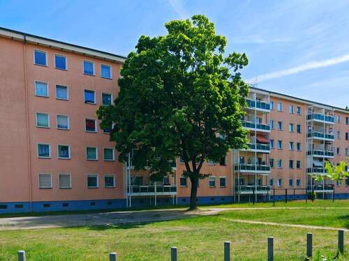 Foto - Wohnung zum Mieten in Hoyerswerda 389,00 € 70.58 m²