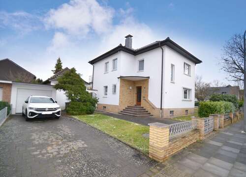 Foto - Haus zum Mieten in Sankt Augustin 1.850,00 € 155 m²