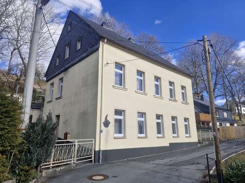 Foto - Haus zum Kaufen in Thum 118.000,00 € 220 m²