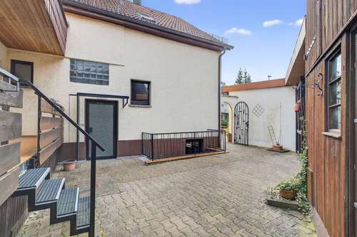 Foto - Haus zum Kaufen in Neuhausen 384.000,00 € 192 m²
